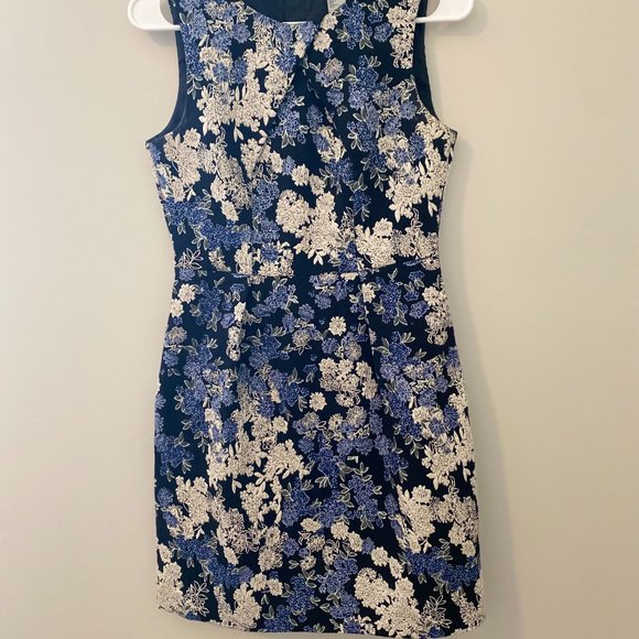 Cocktail Floral Dress - Picture 5 of 5